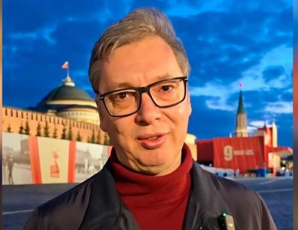 Вучич сравнил желания сербской оппозиции победить на выборах со своей мечтой о Деми Мур