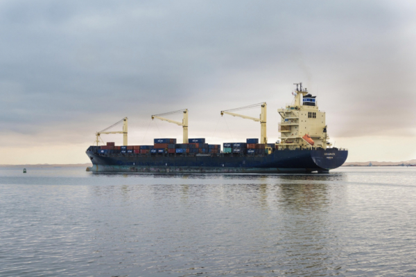 Российские моряки на полгода застряли на арестованном судне в Намибии