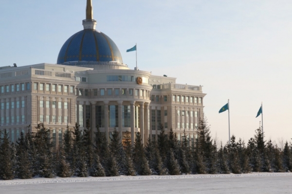 Правительство Казахстана сложило полномочия
