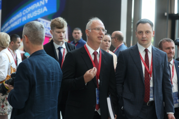 Дмитриев: Россия остается в тройке мировых лидеров по поставкам нефти, газа и зерна