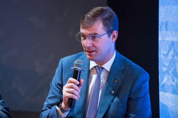 QJ League и Freedom Bank запустили программу поддержки юных спортсменов