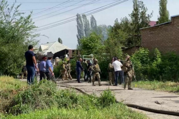 В кыргызском селе Дмитриевка в ходе перестрелки уничтожен террорист