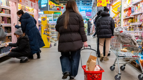 В Алматы подорожал самый покупаемый социальный продукт