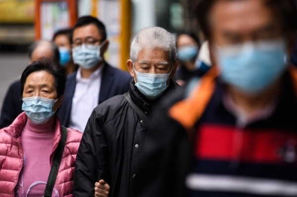 Обязательное ношение масок в общественных местах отменил Китай