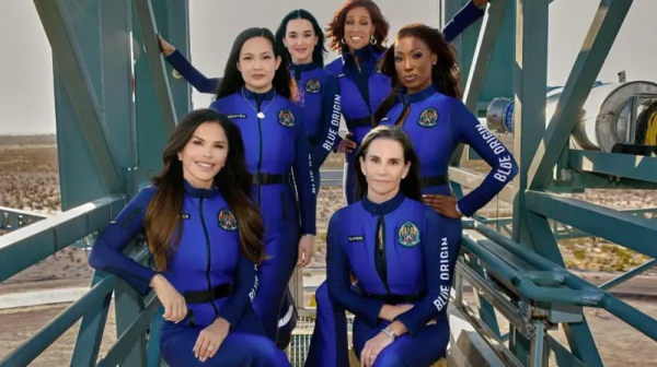 Как прошел полет в космос полностью женского экипажа Blue Origin