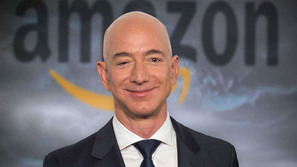 Глава Amazon снова возглавил рейтинг богатейших людей