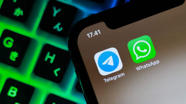 Пользователи Telegram и WhatsApp жалуются на сбой в работе мессенджеров