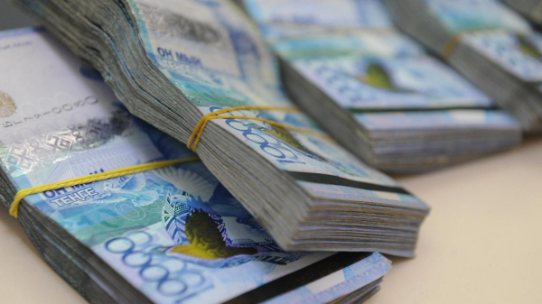 Актюбинец проработал на заводе четверть века и получит от него 17 млн тенге