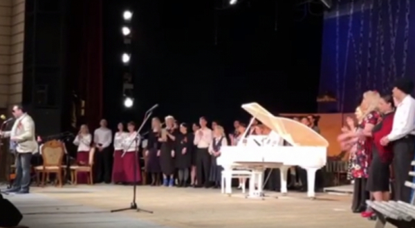 Дарига Назарбаева подарила рояль театру в Алматы