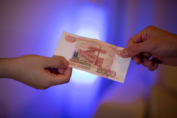С 1 сентября россиянам разрешат добровольно запретить себе азартные игры
